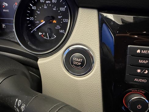 Used 2021 Nissan Rogue Sport SL w/ Premium Package image 19