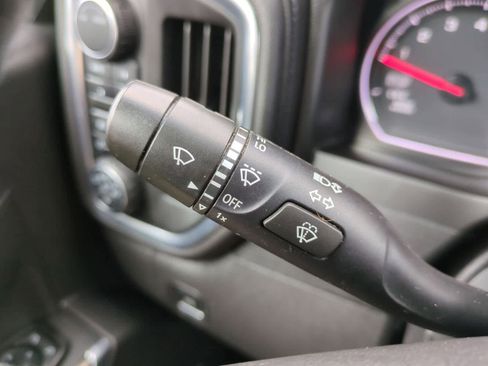 Used 2020 Chevrolet Silverado 1500 LT Trail Boss image 24