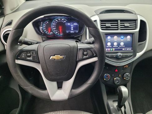 Used 2020 Chevrolet Sonic LT image 22