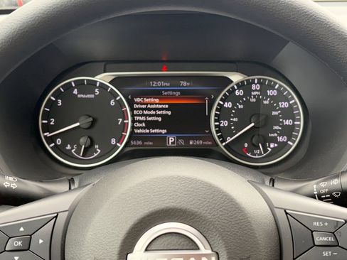 Used 2025 Nissan Sentra SV w/ Trunk Package FWD image 14