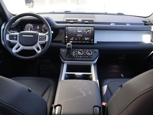 Used 2025 Land Rover Defender 110 S AWD/4WD image 30