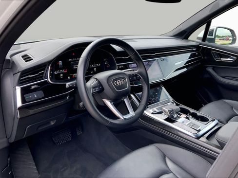 Used 2025 Audi Q7 3.0T Premium Plus AWD/4WD image 18
