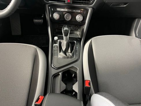 Used 2024 Volkswagen Taos S image 17