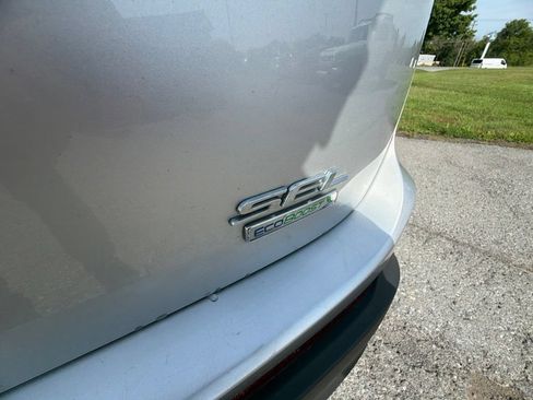 Used 2017 Ford Edge SEL FWD image 11
