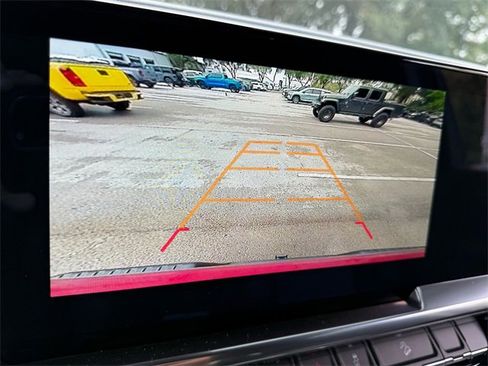 Used 2025 Chevrolet Silverado 1500 LT Trail Boss w/ Convenience Package II image 27