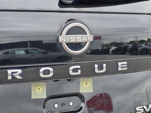 Used 2023 Nissan Rogue SV w/ SV Premium B Package AWD/4WD image 23