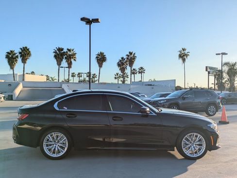 Certified 2024 BMW 330e 330e w/ Convenience Package image 4