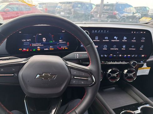 Used 2024 Chevrolet Blazer EV RS image 6