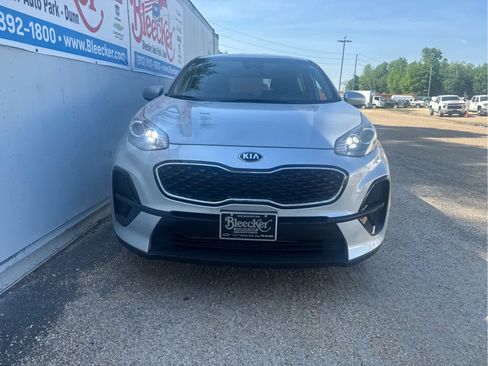 Used 2022 Kia Sportage LX FWD image 5