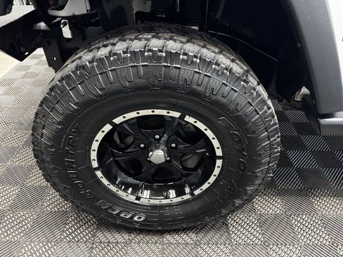 Used 2017 Jeep Wrangler Unlimited Sport w/ Quick Order Package 24S AWD/4WD image 21