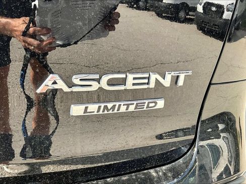 Used 2022 Subaru Ascent Limited AWD/4WD image 9