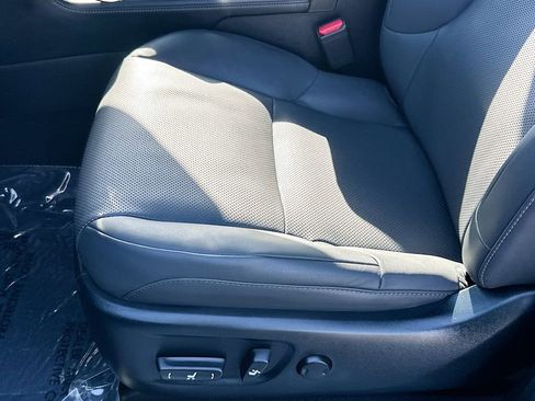 Used 2023 Lexus GX 460 Premium image 20