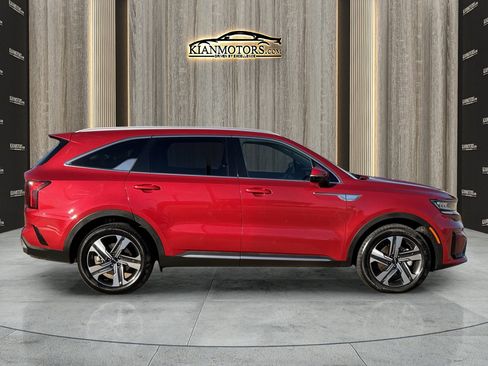 Used 2023 Kia Sorento EX image 8