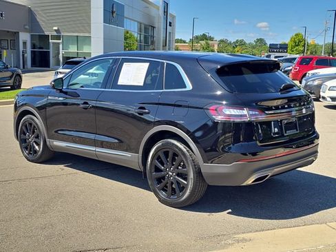 Used 2023 Lincoln Nautilus Reserve w/ Monochromatic Package AWD/4WD image 3