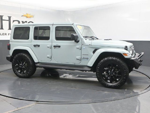 Used 2024 Jeep Wrangler Unlimited Sahara w/ Technology Group AWD/4WD image 1
