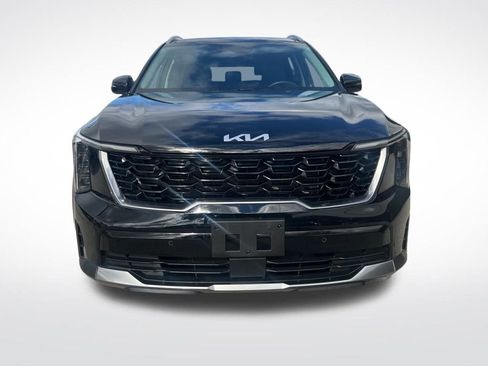 Certified 2025 Kia Sorento S w/ Panoramic Sunroof Package image 2