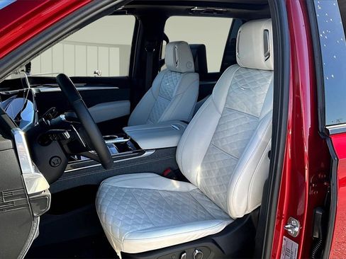 Certified 2025 Cadillac Escalade V image 25