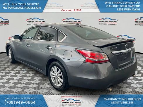 Used 2014 Nissan Altima 2.5 S w/ Sport Value Package FWD image 7