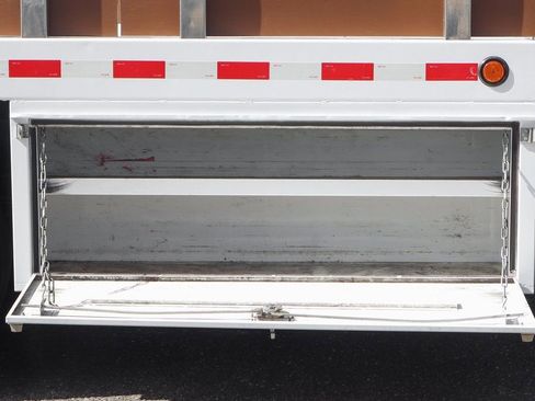 Used 2017 Ford F550 2WD Crew Cab Super Duty image 11