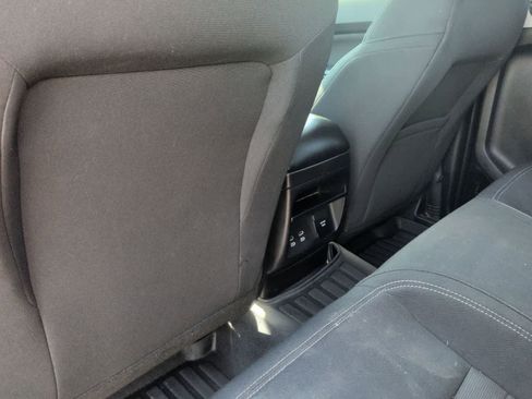 Used 2019 Ford Ranger XLT w/ Equipment Group 302A Luxury AWD/4WD image 15