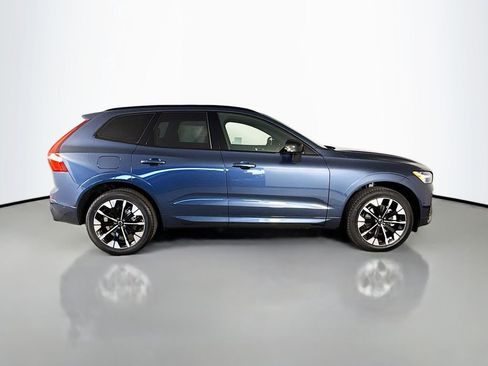 Certified 2026 Volvo XC60 B5 Plus w/ Protection Package Premier image 8