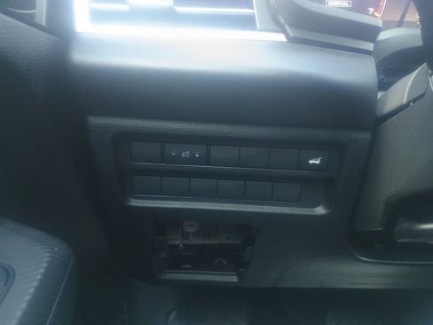 Used 2024 Mitsubishi Outlander SE image 20