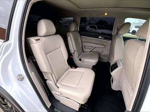 Used 2019 Volkswagen Atlas SEL image 19
