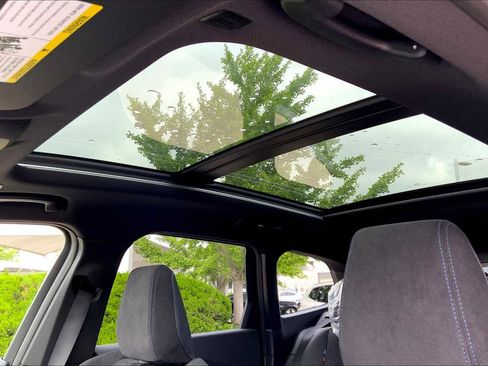 New 2025 BMW X1 xDrive28i w/ Technology Package image 16