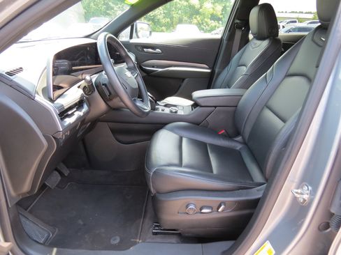 Certified 2024 Cadillac XT4 Premium Luxury image 12