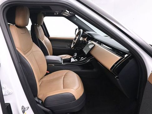 Used 2024 Land Rover Range Rover Sport Dynamic SE image 23