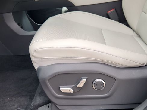 Certified 2025 Hyundai Santa Fe SEL image 23