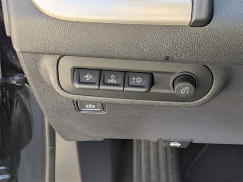 Used 2023 GMC Terrain Denali image 16