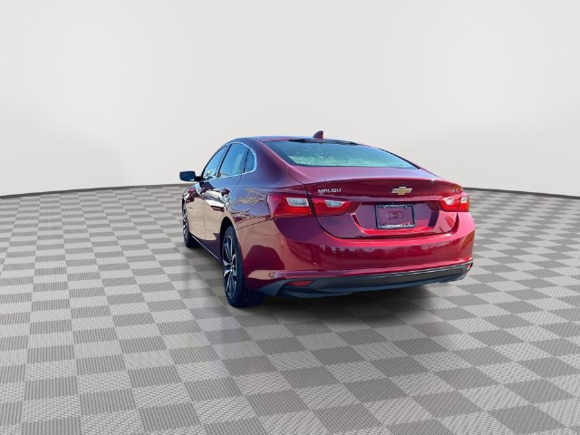 Used 2018 Chevrolet Malibu LT w/ Leather Package FWD image 9