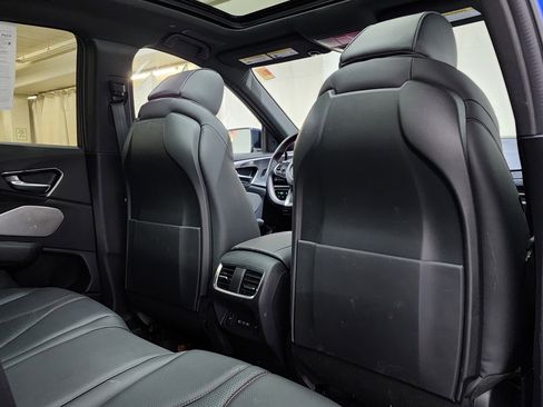 Used 2025 Acura RDX A-Spec image 18