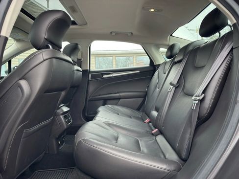 Used 2013 Ford Fusion Titanium w/ Titanium Driver Assist Pkg image 20