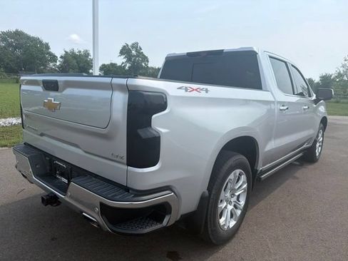 Used 2022 Chevrolet Silverado 1500 LTZ w/ LTZ Premium Package AWD/4WD image 8