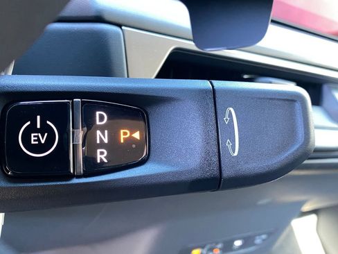 New 2026 Kia EV9 Wind AWD/4WD image 15