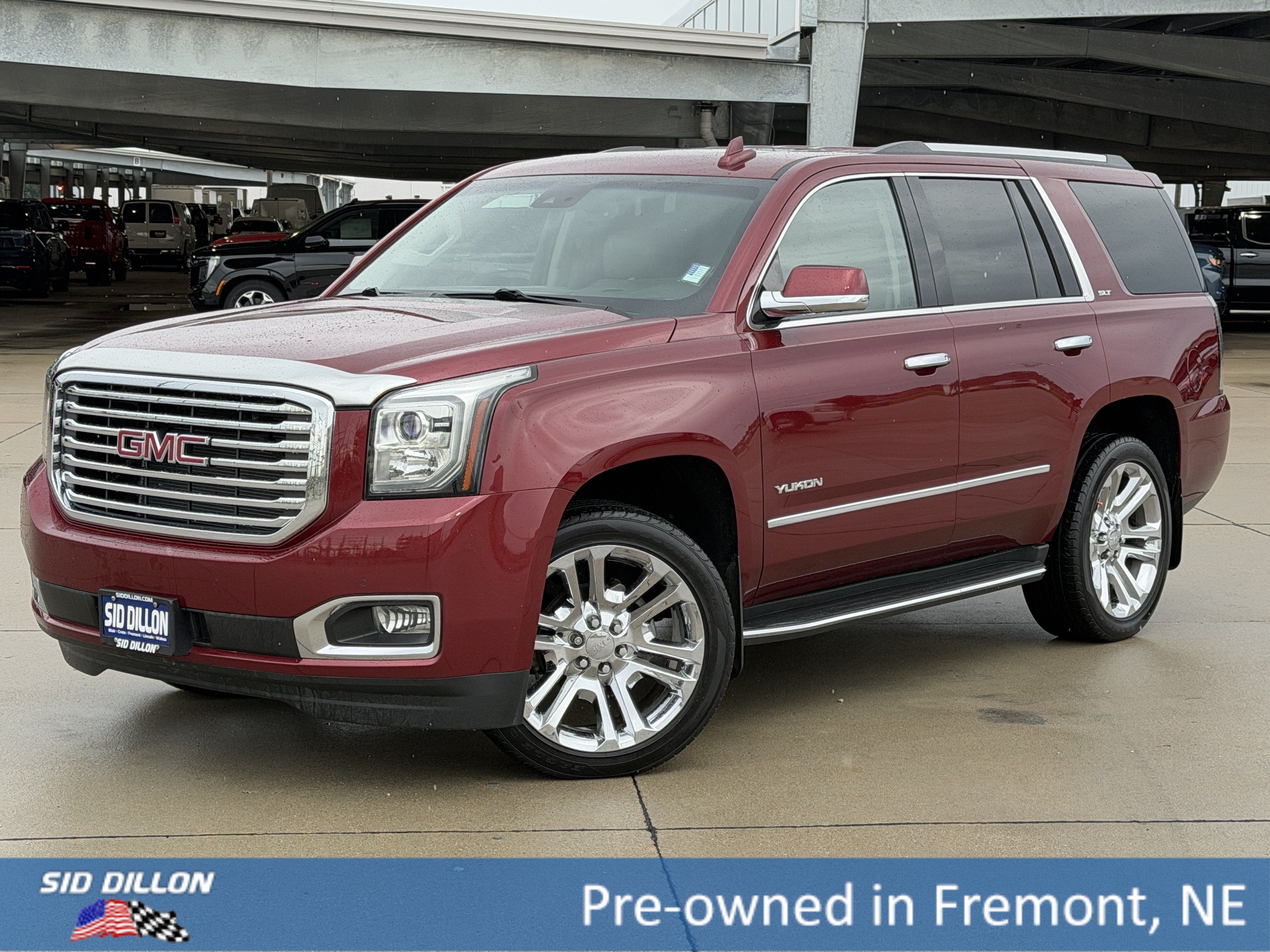 Used 2016 GMC Yukon SLT w/ Premium Edition AWD/4WD image 1