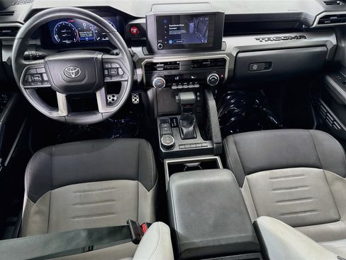 Used 2024 Toyota Tacoma TRD Sport RWD image 25