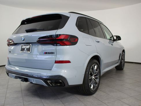 New 2026 BMW X5 M60i w/ Climate Comfort Package AWD/4WD image 9