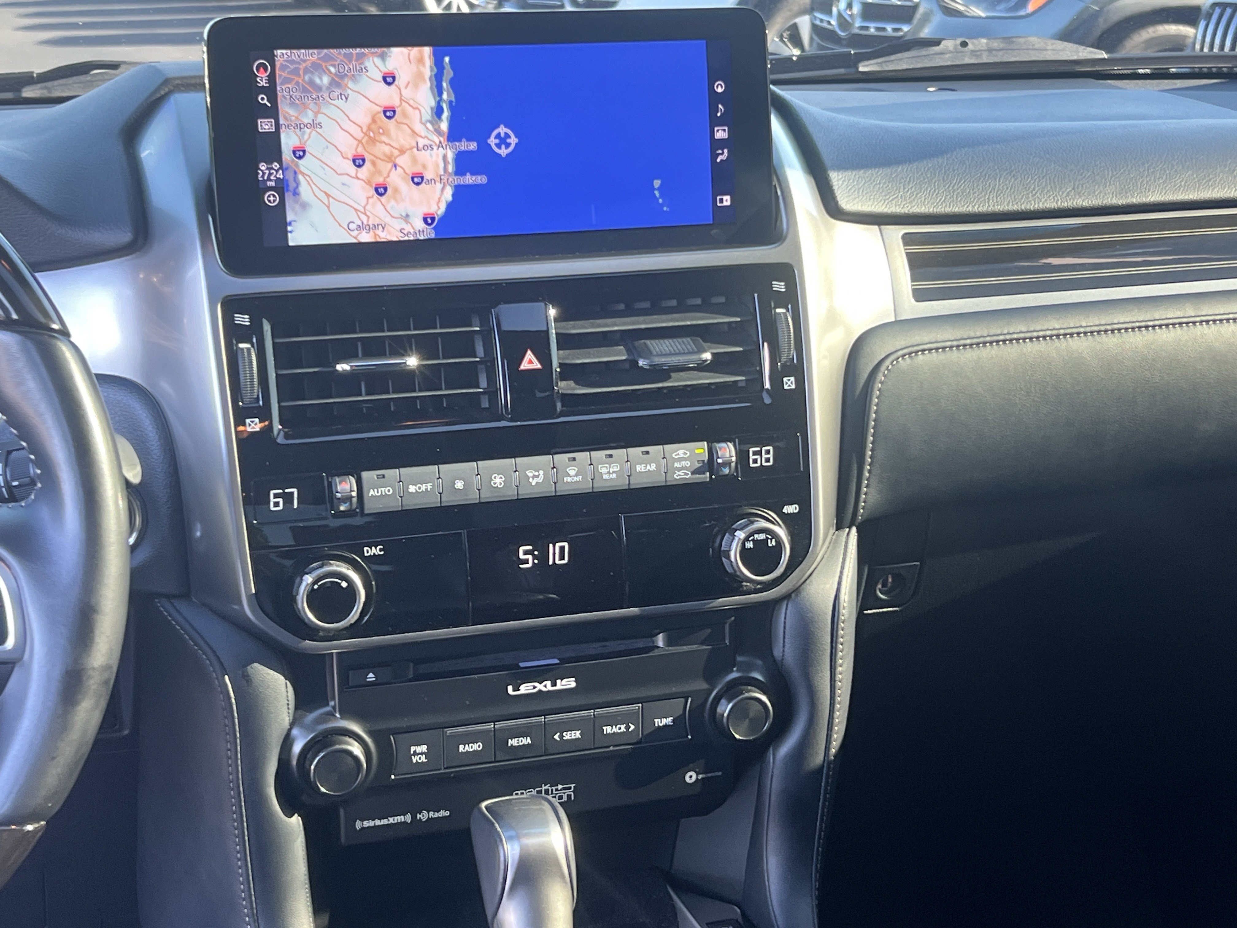 Used 2023 Lexus GX 460 Premium AWD/4WD image 31
