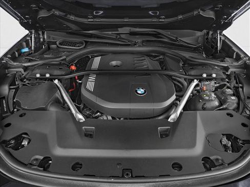 Used 2026 BMW 740i RWD image 8