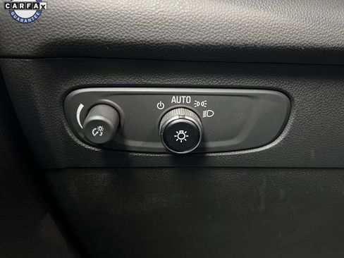 Used 2023 Buick Envision Essence image 12