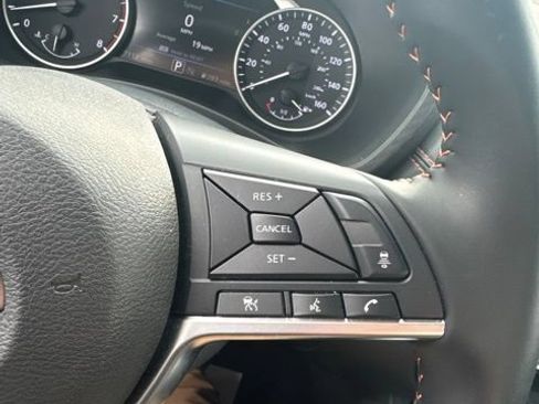 Certified 2025 Nissan Sentra SR w/ Midnight Edition FWD image 26
