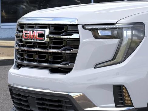 New 2027 GMC Acadia Elevation w/ LPO, Floor Liner Package FWD image 13