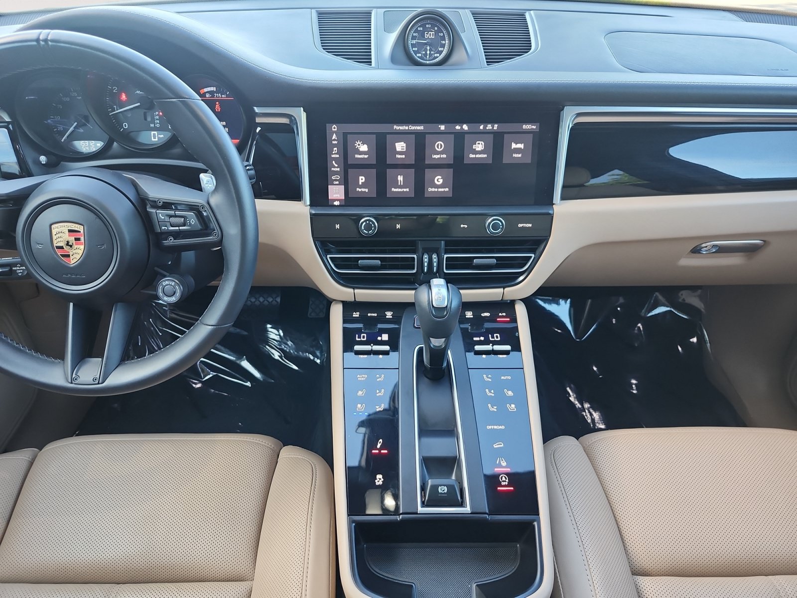 Used 2024 Porsche Macan AWD/4WD image 11