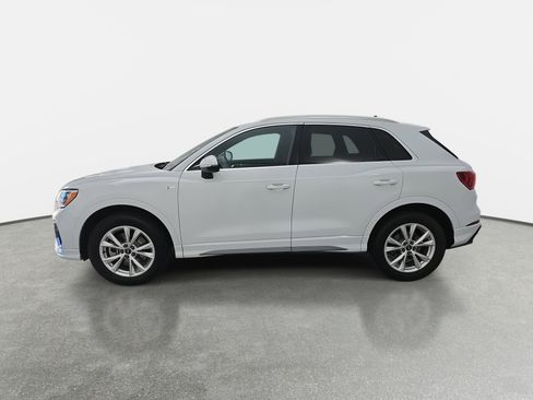 Used 2021 Audi Q3 2.0T Premium w/ Convenience Package image 8