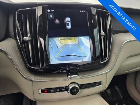 Used 2023 Volvo XC60 B5 Ultimate FWD image 23