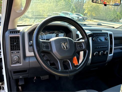 Used 2012 RAM 1500 Express image 10