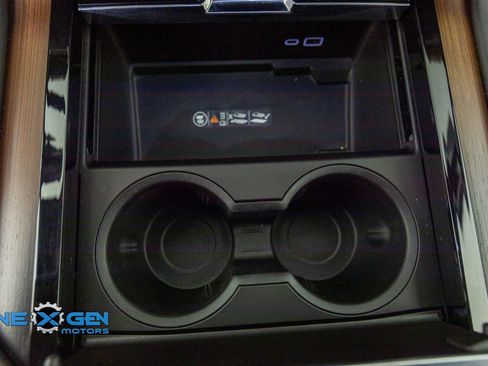Used 2025 GMC Yukon XL Denali w/ Sun & Power Step Package AWD/4WD image 20